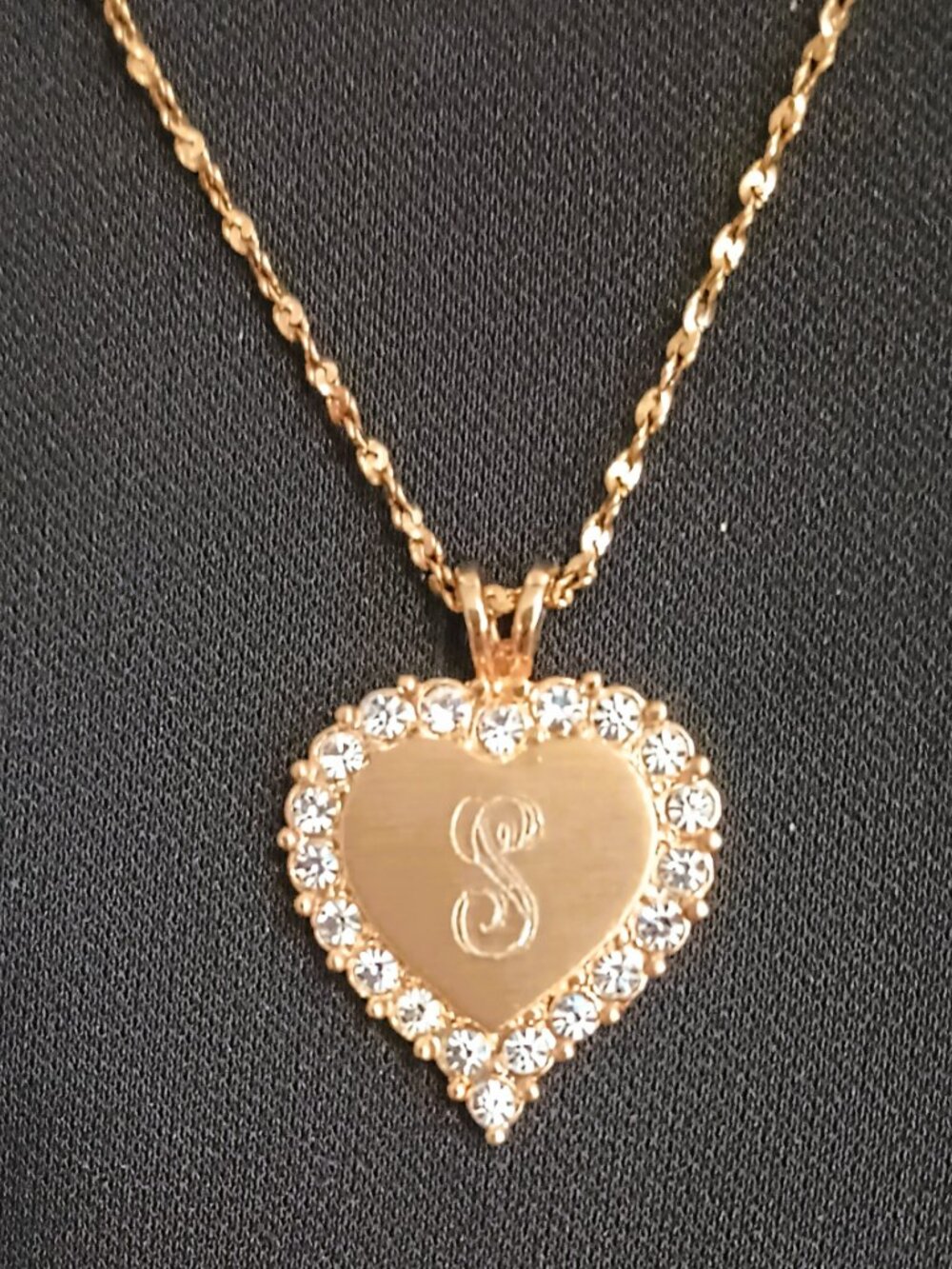Women's Heart Halo Initial Necklace 17" Beautiful Vtg Gold Tone Monogram S